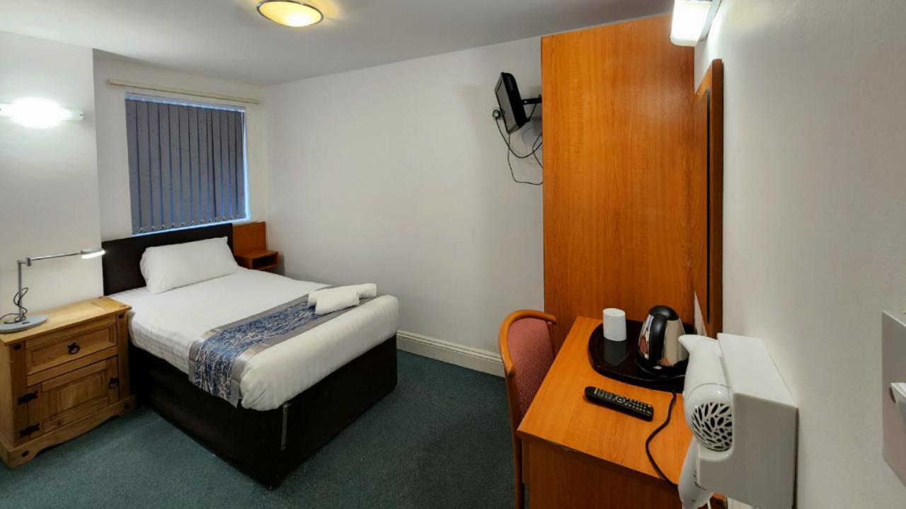 Sk Heathrow Hotel Hayes  Extérieur photo