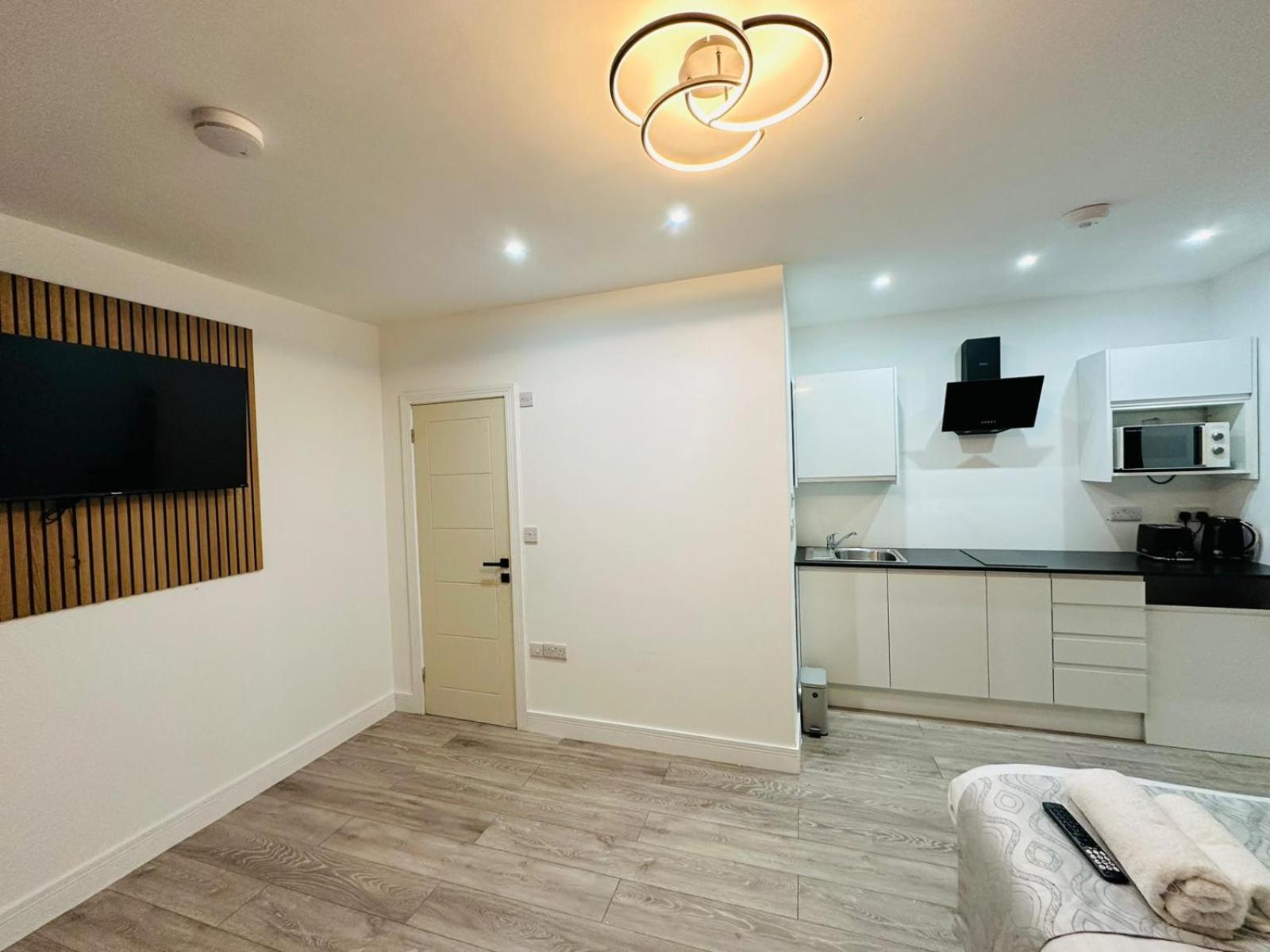 Sk Heathrow Hotel Hayes  Extérieur photo