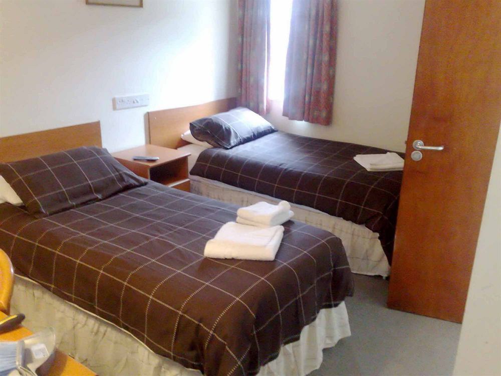 Sk Heathrow Hotel Hayes  Extérieur photo