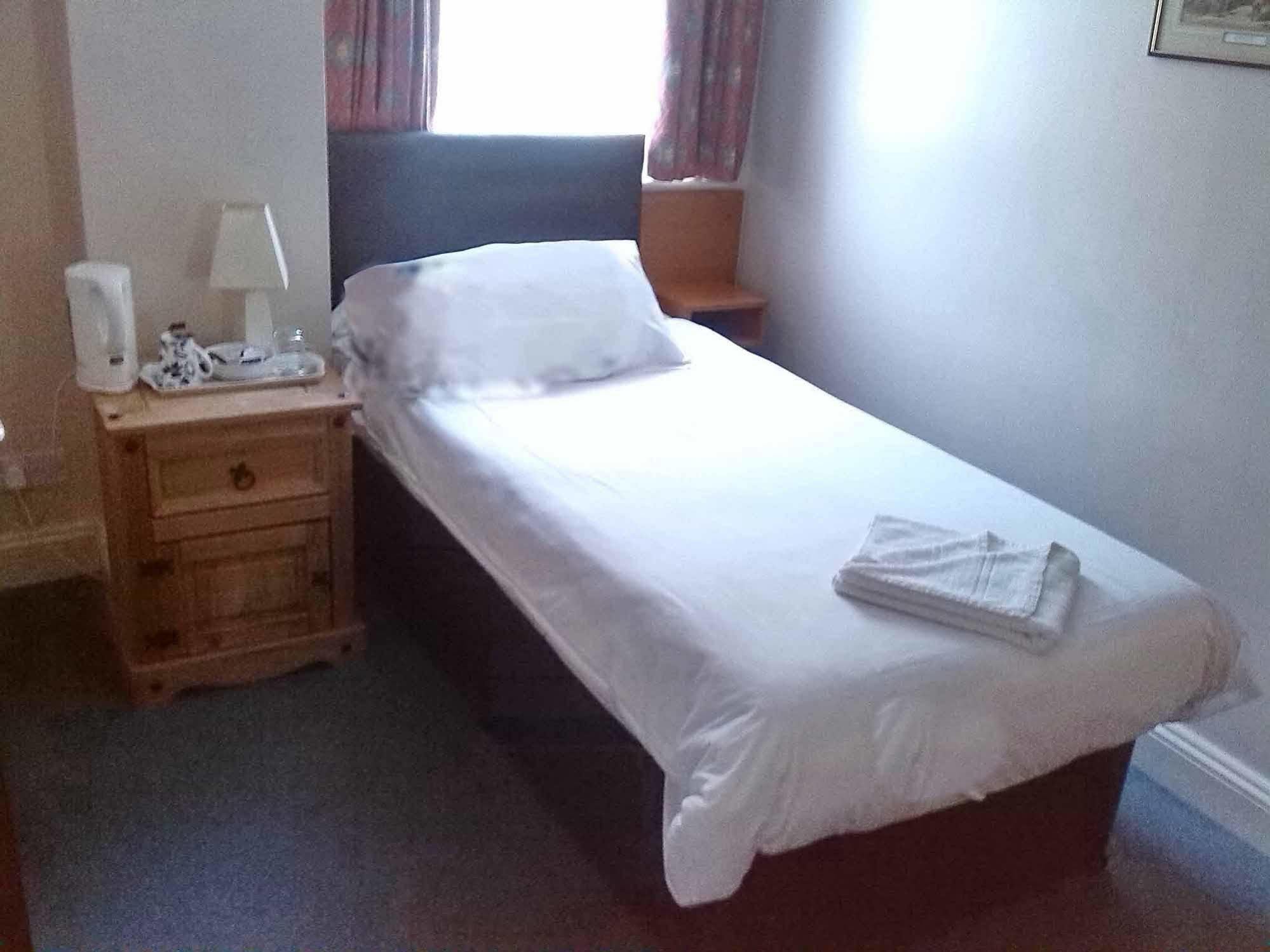 Sk Heathrow Hotel Hayes  Extérieur photo